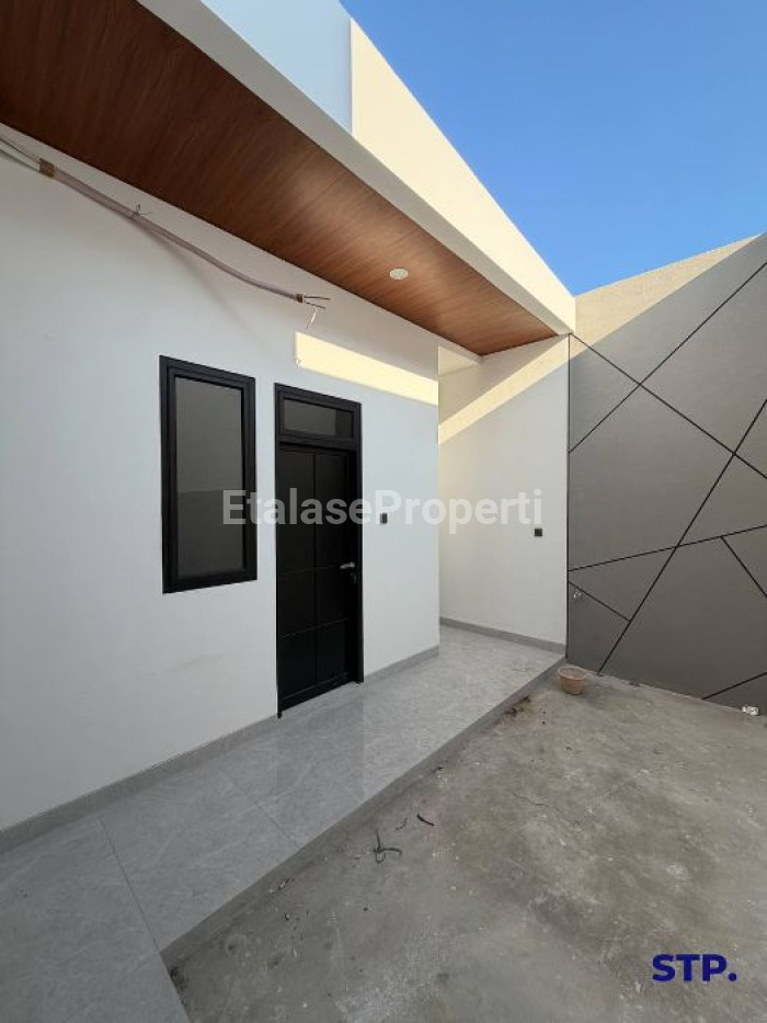 Foto properti 2 Unit - Rumah Baru Di Baruk Utara Dekat MERR Surabaya 6
