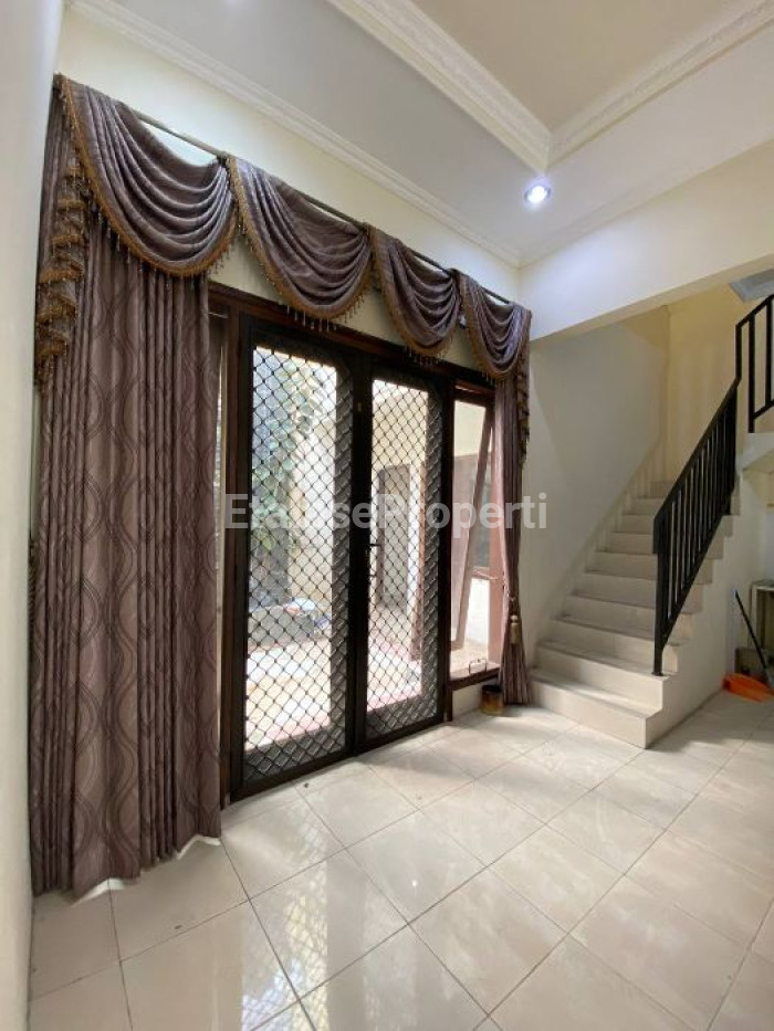 Foto properti Rumah 2 Lantai Siap Huni Di Citraland Cluster Woodland 3
