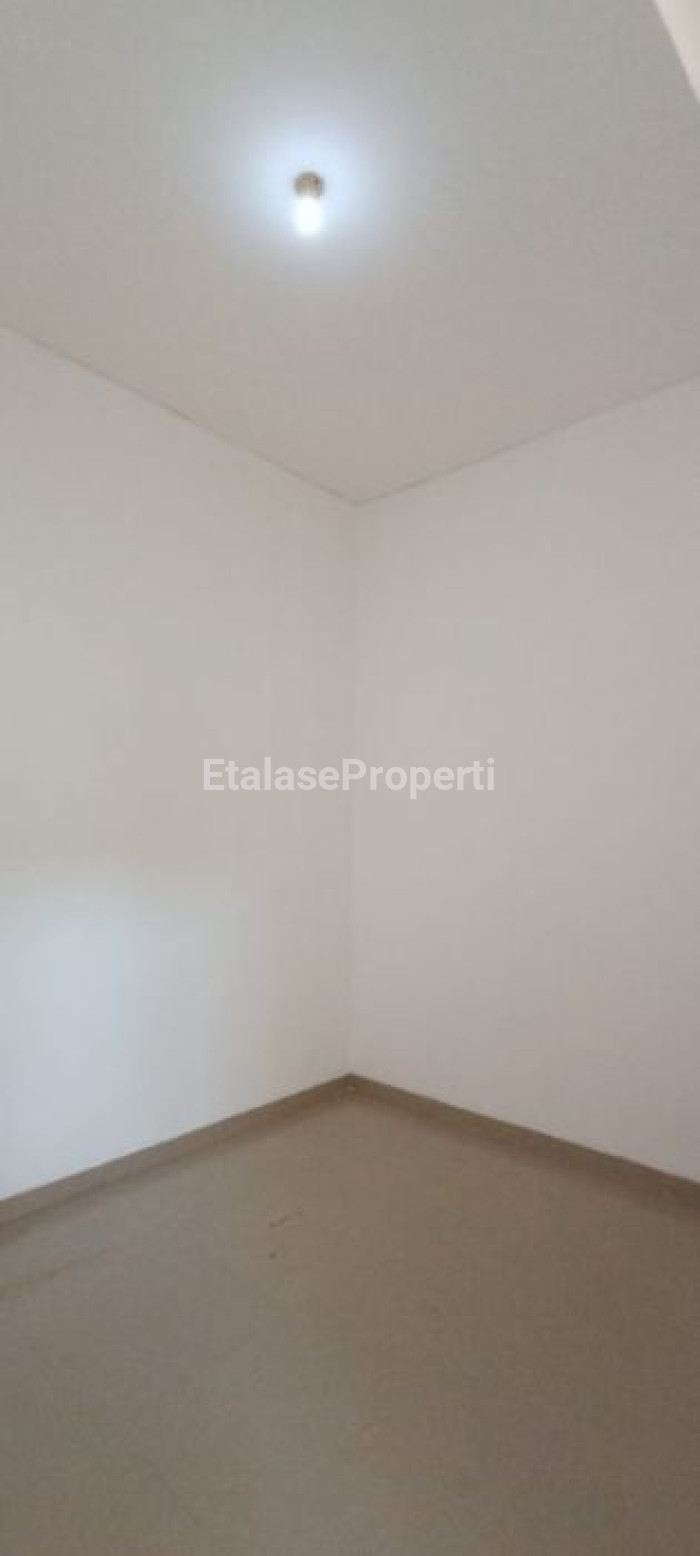 Foto properti Dijual Cepat Rumah Di Green Semanggi Mangrove Cluster Agiceras 6