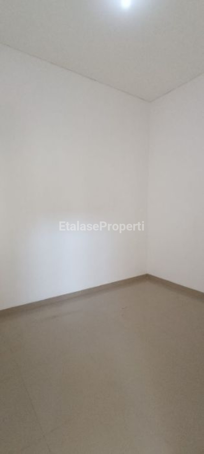 Foto properti Dijual Cepat Rumah Di Green Semanggi Mangrove Cluster Agiceras 9