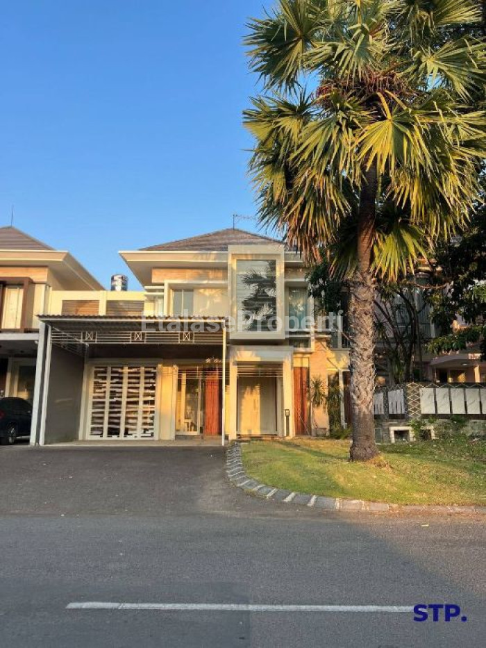 Foto properti Disewakan Rumah Pakuwon City Di Palm Beach Boulevard Full Furnished 1