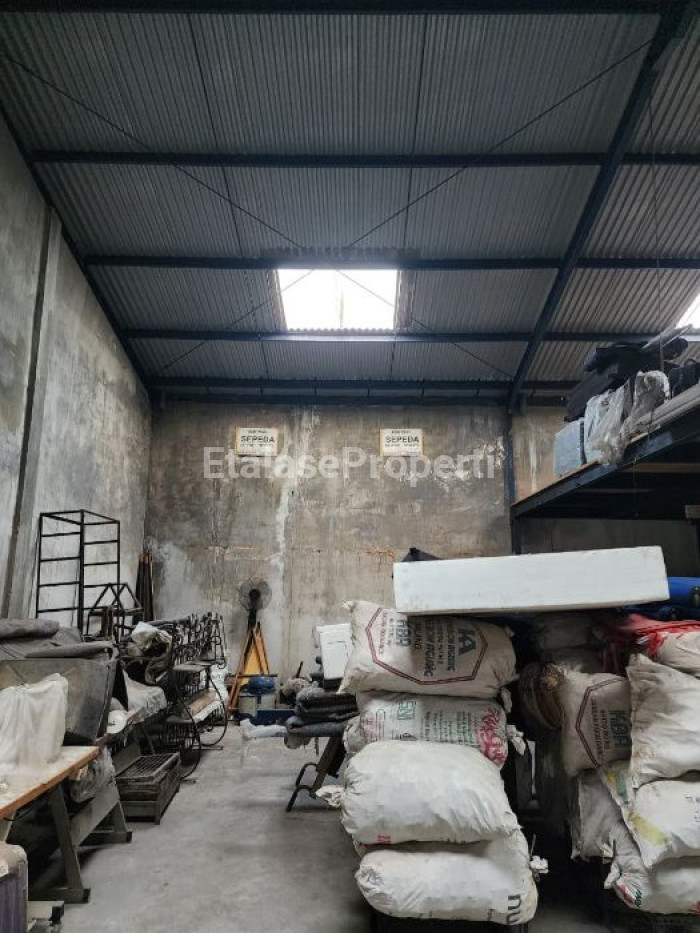 Foto properti Gudang Siap Pakai Di Tenggilis Mejoyo Selatan Surabaya 9