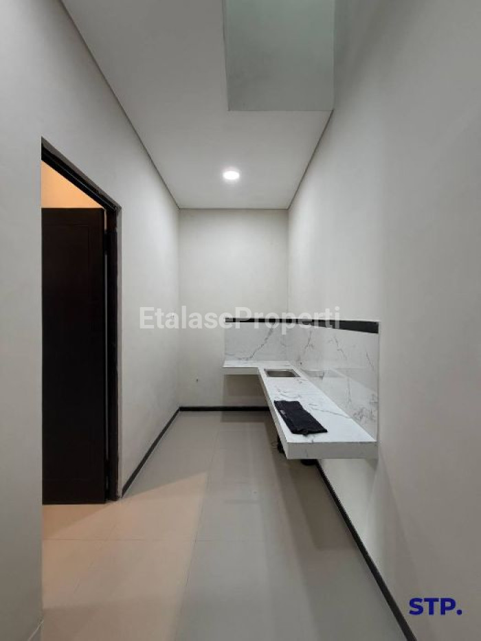 Foto properti Rumah Baru 2 Lantai Di Nirwana Eksekutif Dekat MERR 5