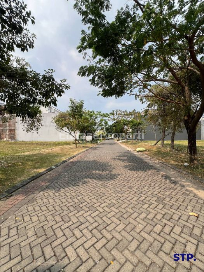 Foto properti 2 JEJER - Tanah Kavling Siap Bangun Di Pakuwon Indah Cluster Lisbon 5