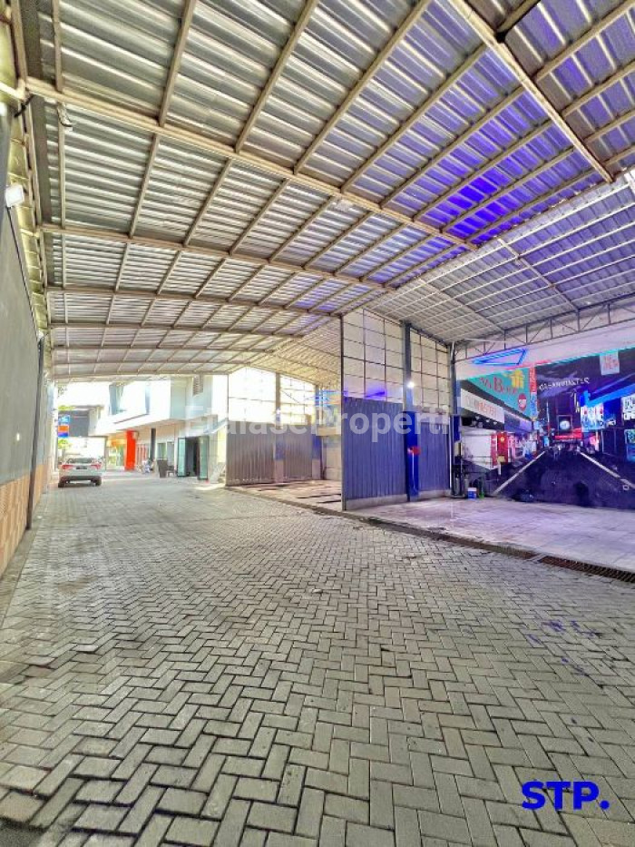 Foto properti Jual Bangunan Usaha Di Raya Karangmenjangan Gubeng 4