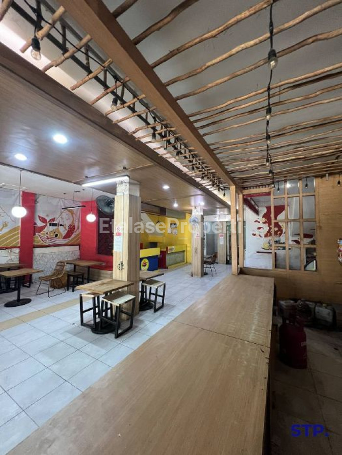 Foto properti Jual Ruko 3 Lantai Di Nginden Semolo Surabaya 3