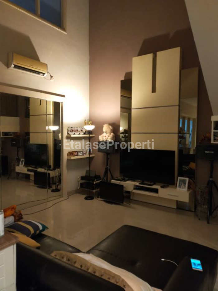 Foto properti DIJUAL RUMAH MINIMALIS FURNISHED WISATA BUKIT MAS WIYUNG SURABAYA  CLUSTER PALAIS DU LUXEMBOURG 2