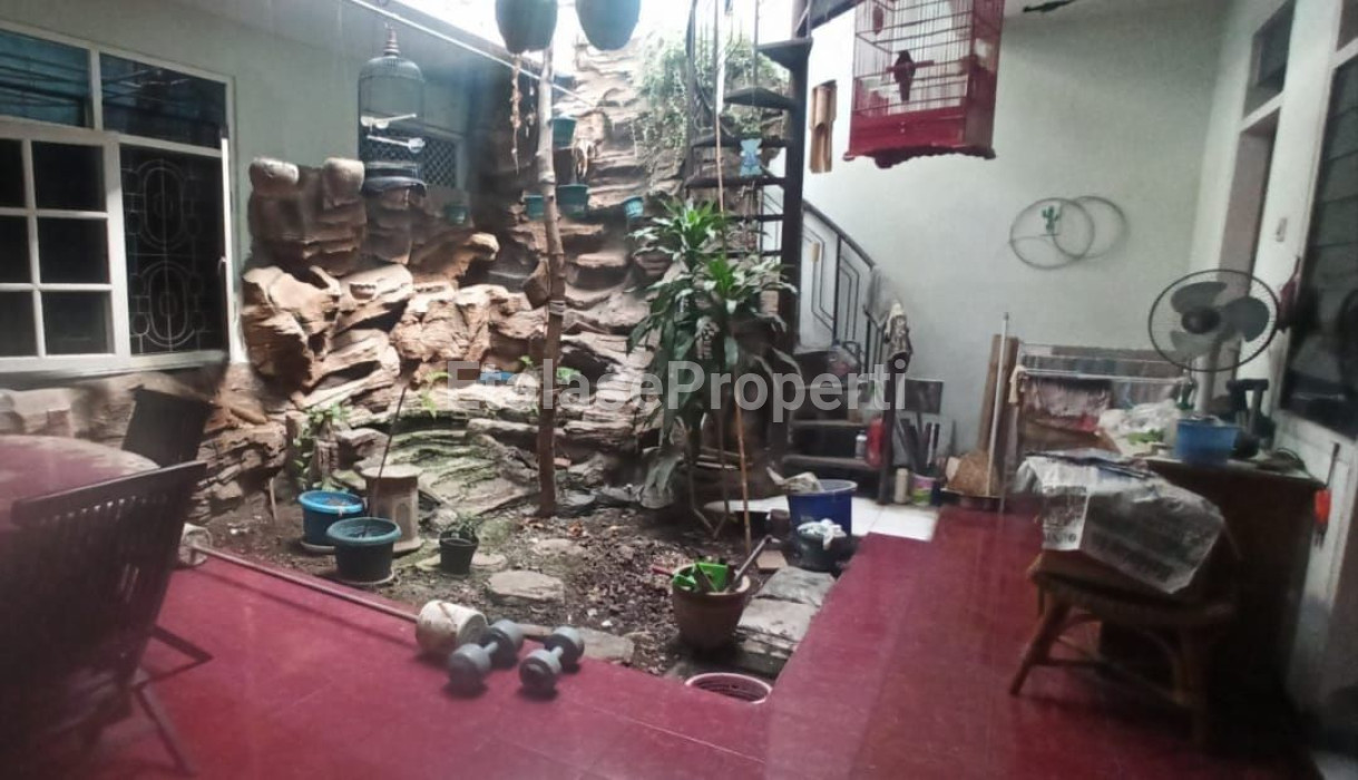 Foto properti DIJUAL: Rumah 2 Lantai Di Perumahan Pondok Jati - Sidoarjo 9