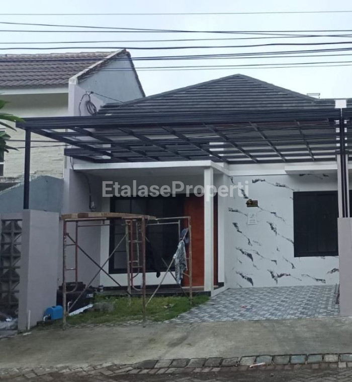Foto properti DIJUAL: Rumah 1 Lantai Di Perumahan Puri Surya Jaya (Cluster Valencia) Gedangan - Sidoarjo 1