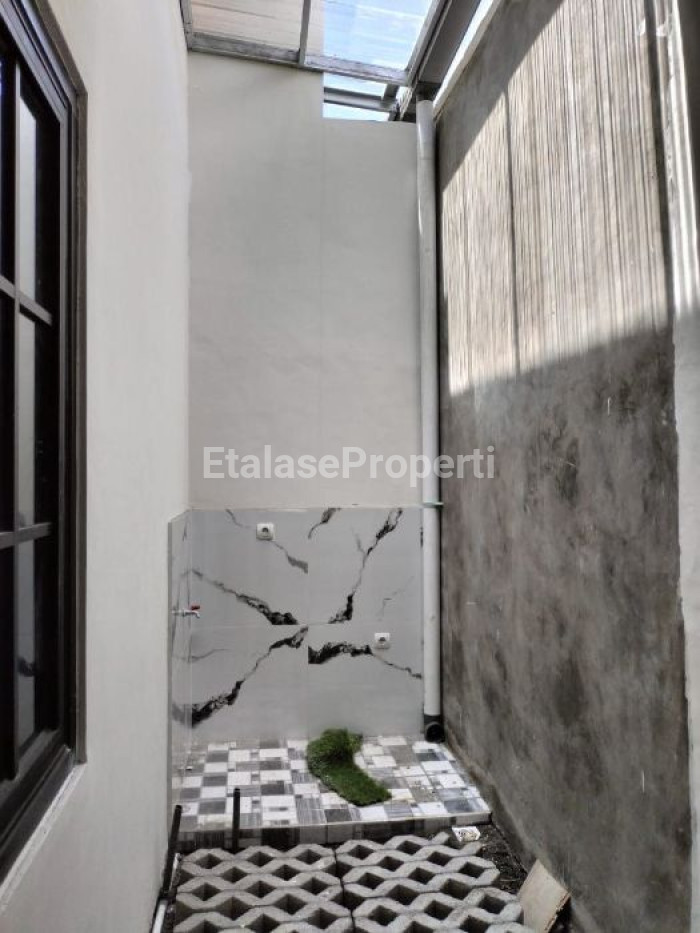Foto properti DIJUAL: Rumah 1 Lantai Di Perumahan Puri Surya Jaya (Cluster Valencia) Gedangan - Sidoarjo 6