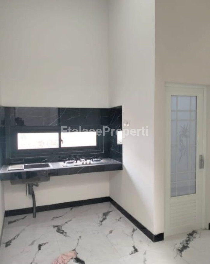 Foto properti DIJUAL: Rumah 1 Lantai Di Perumahan Puri Surya Jaya (Cluster Valencia) Gedangan - Sidoarjo 9