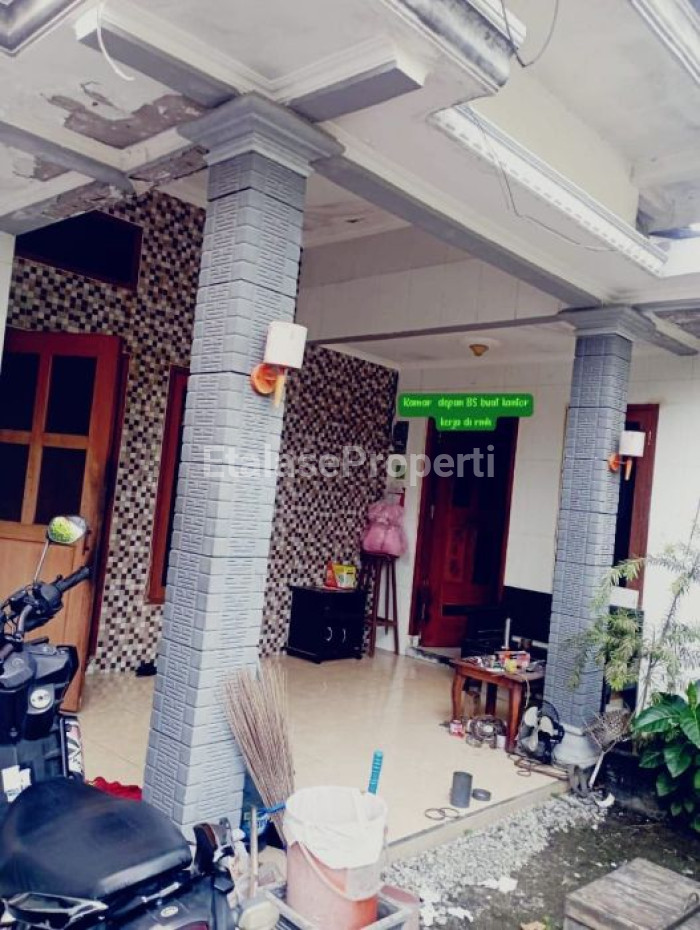 Foto properti DIJUAL:  Rumah Di Oma Greenland, Menganti Surabaya 2