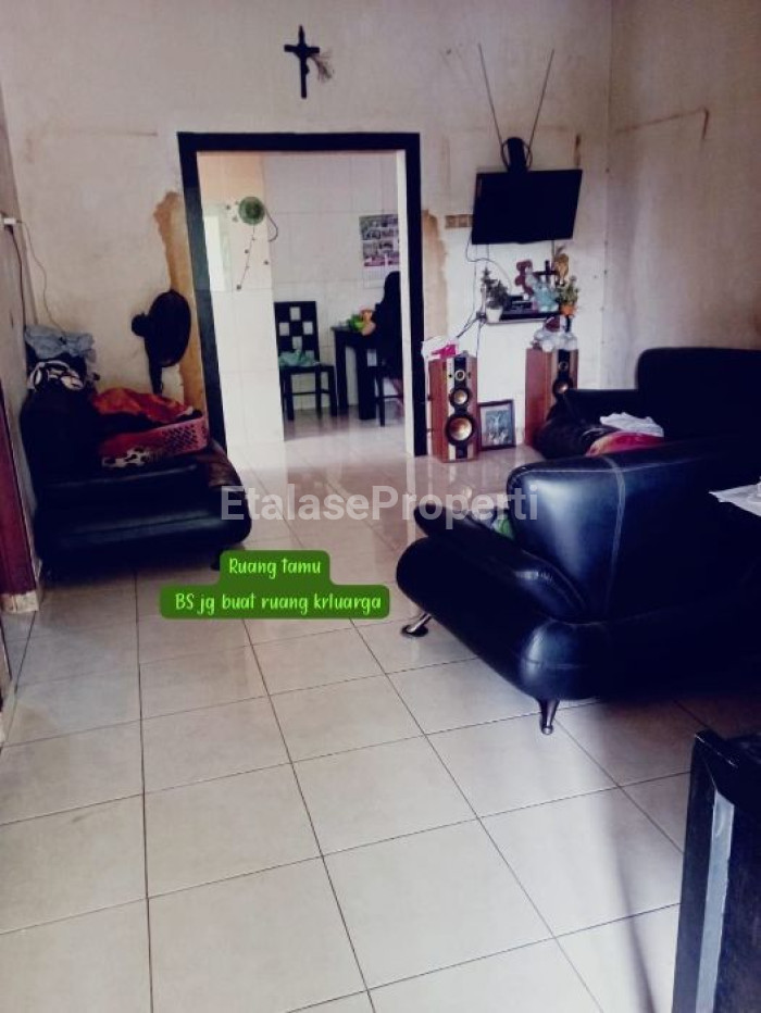 Foto properti DIJUAL:  Rumah Di Oma Greenland, Menganti Surabaya 6