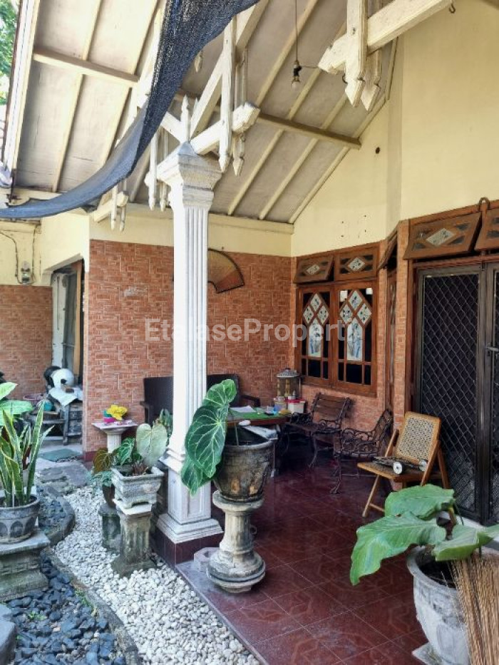 Foto properti Jual Rumah Hitung Tanah, Tenang & Nyaman Di Perumahan Pondok Rosan, Wiyung, Surabaya. 3