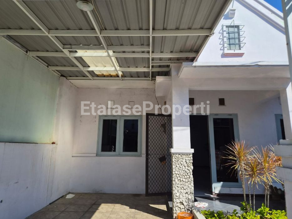 Foto properti Dijual Rumah Siap Huni Di Delta Marina Waru Sidoarjo 3