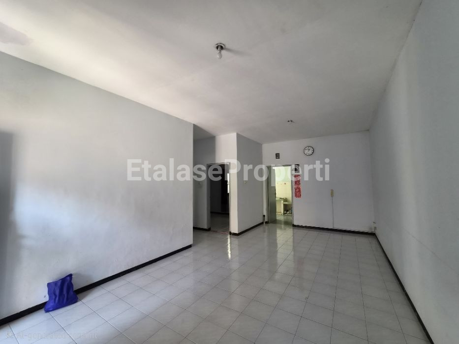 Foto properti Dijual Rumah Siap Huni Di Delta Marina Waru Sidoarjo 5