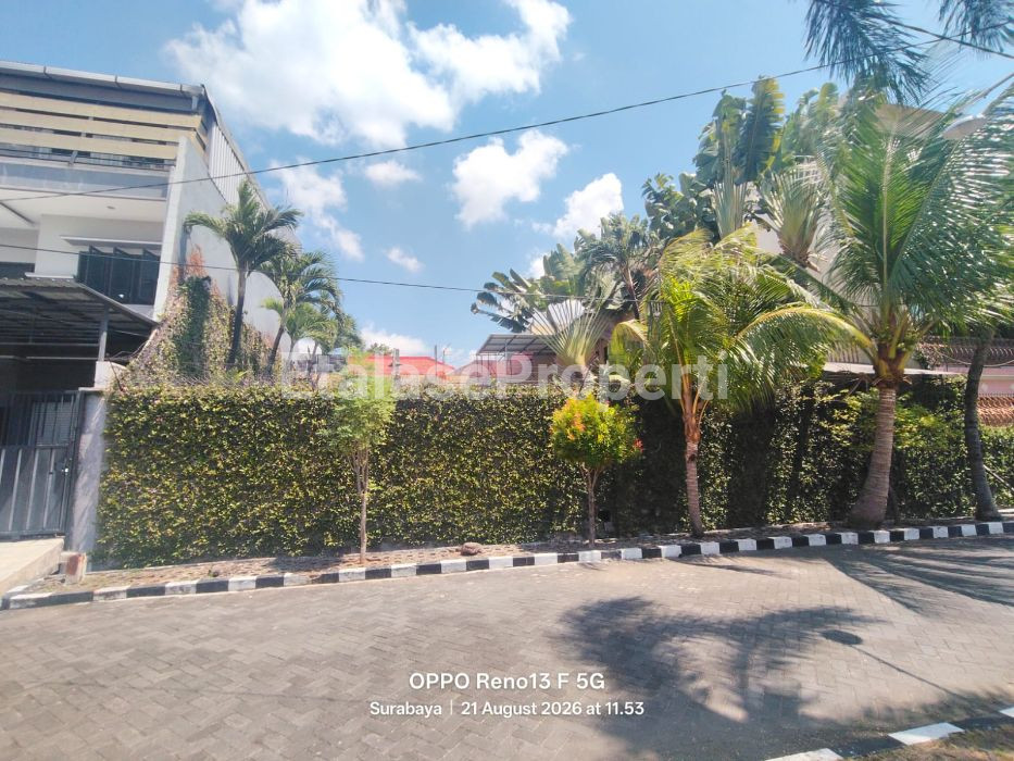 Foto properti Dijual Rumah Hitung Tanah Di Taman Darmo Permai Selatan 1