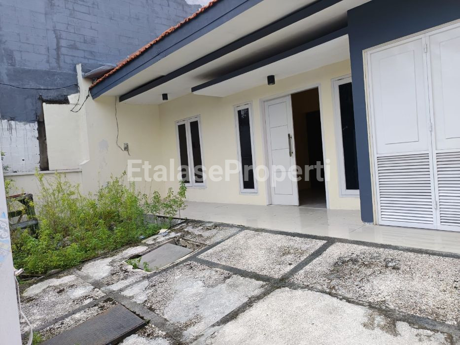 Foto properti Dijual/Sewa Rumah 1,5Lantai Rungkut Asri Dekat UPN 3