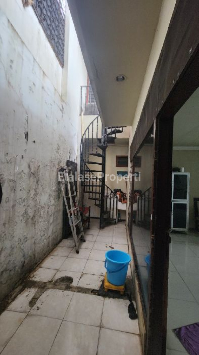 Foto properti *Dijual Rumah Kertajaya Indah Timur* 5