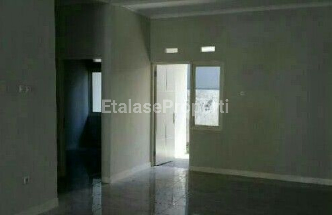 Foto properti Dijual Rumah Puri Surya Jaya Valencia Terrace Gedangan Sidoarjo 3