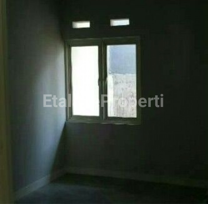 Foto properti Dijual Rumah Puri Surya Jaya Valencia Terrace Gedangan Sidoarjo 5