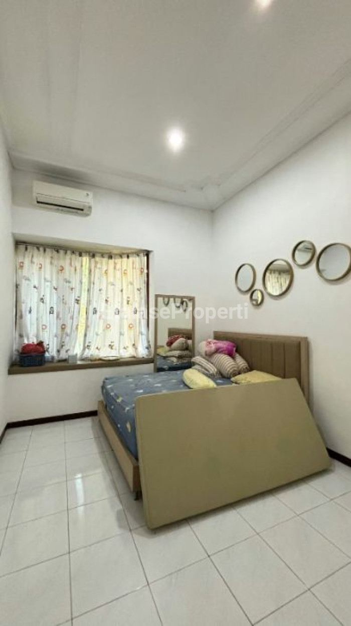 Foto properti Disewakan Rumah Di Manyar Kertoarjo Siap Huni 7