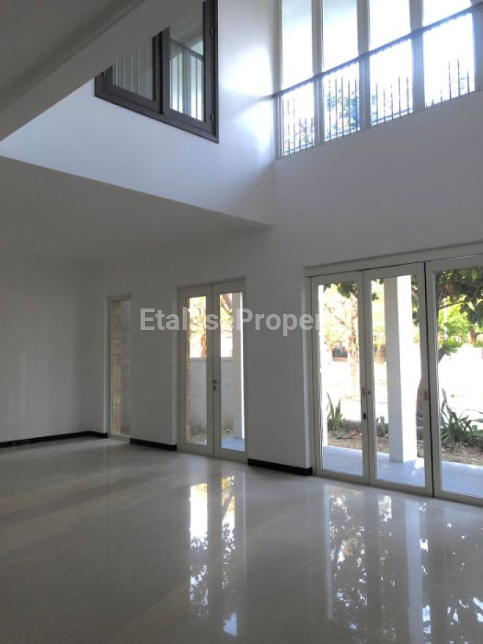 Foto properti Dijual Rumah Hook Diamond Hill, Citraland 2