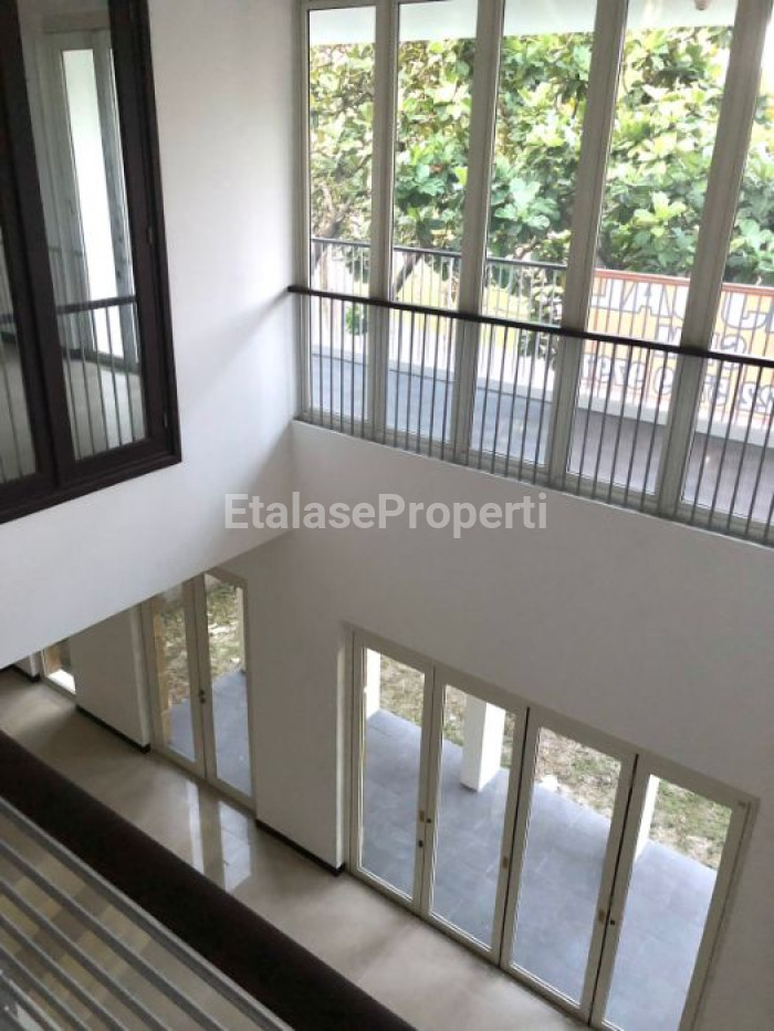 Foto properti Dijual Rumah Hook Diamond Hill, Citraland 4