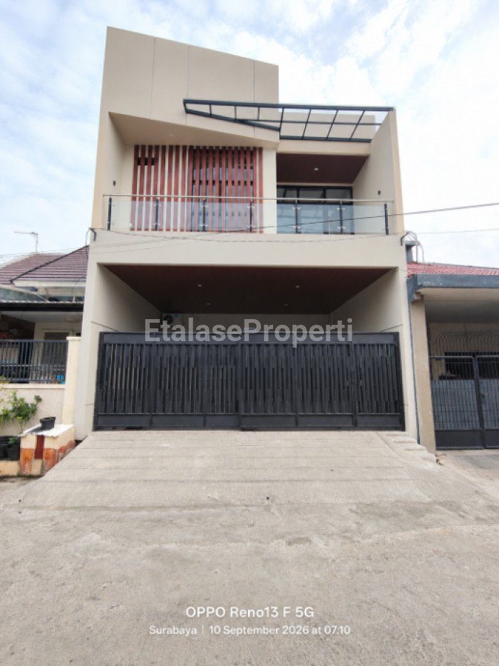 Foto properti Dijual Rumah Siap Huni Di Babatan Pantai Dekat Annyeong Market 1