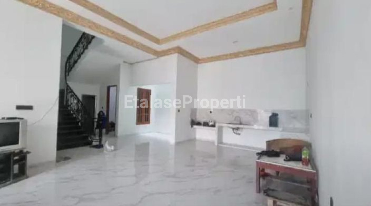 Foto properti Dijual Rumah Baru Gress Di Manyar Dekat Galaxy Mall 10