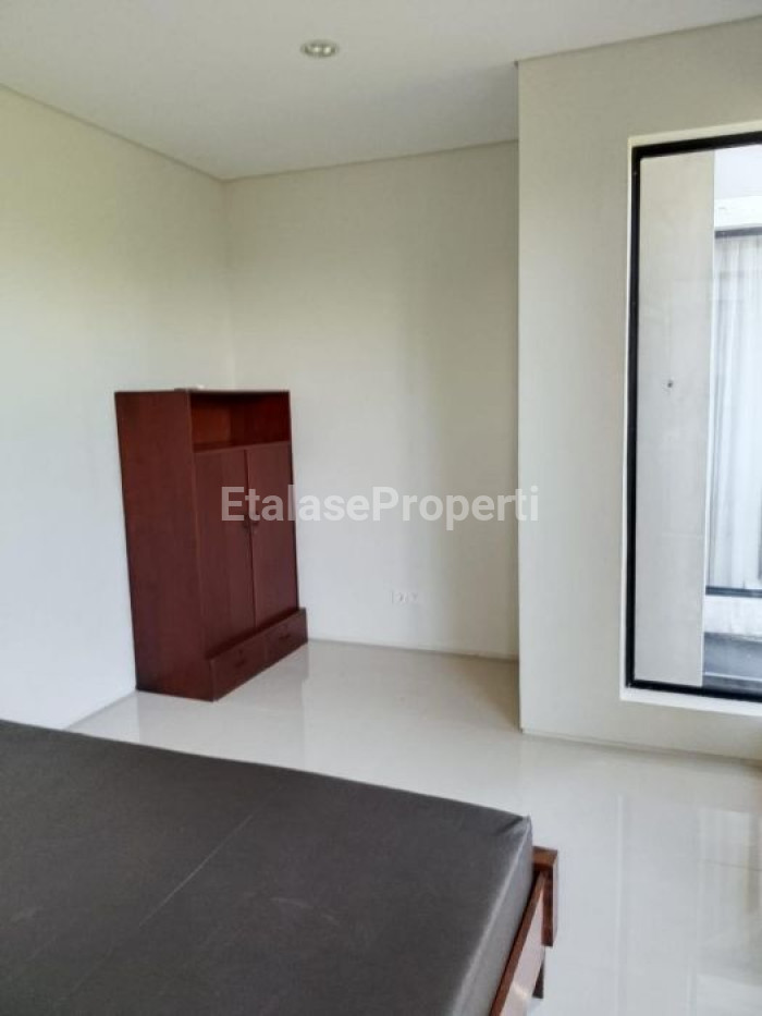 Foto properti DIJUAL/DISEWAKAN RUMAH SIAP HUNI FULL FURNISHED DI NORTHWEST HILL, CITRALAND UTARA 4