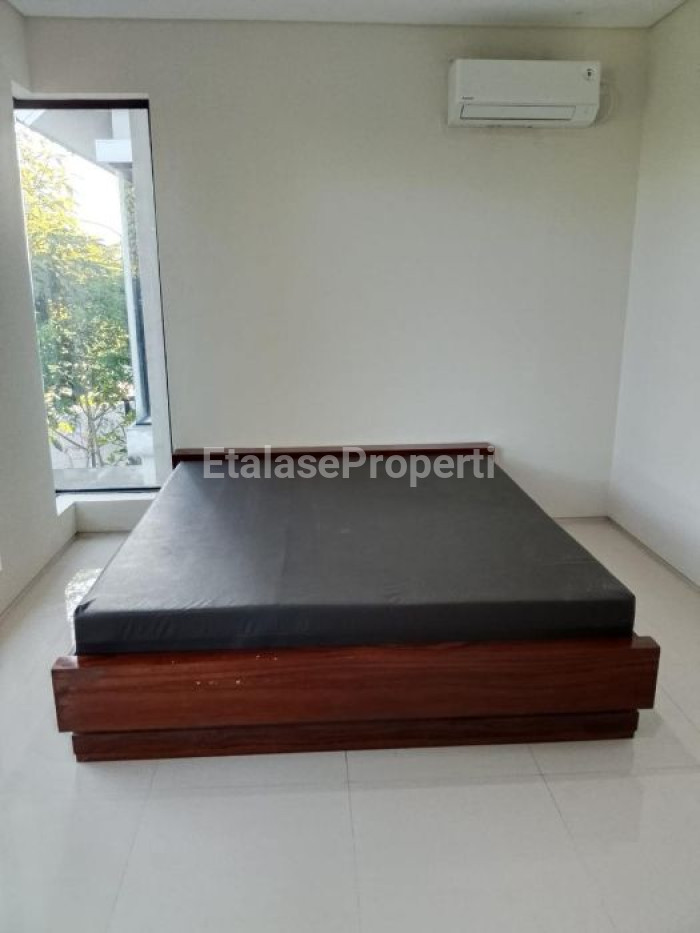 Foto properti DIJUAL/DISEWAKAN RUMAH SIAP HUNI FULL FURNISHED DI NORTHWEST HILL, CITRALAND UTARA 5
