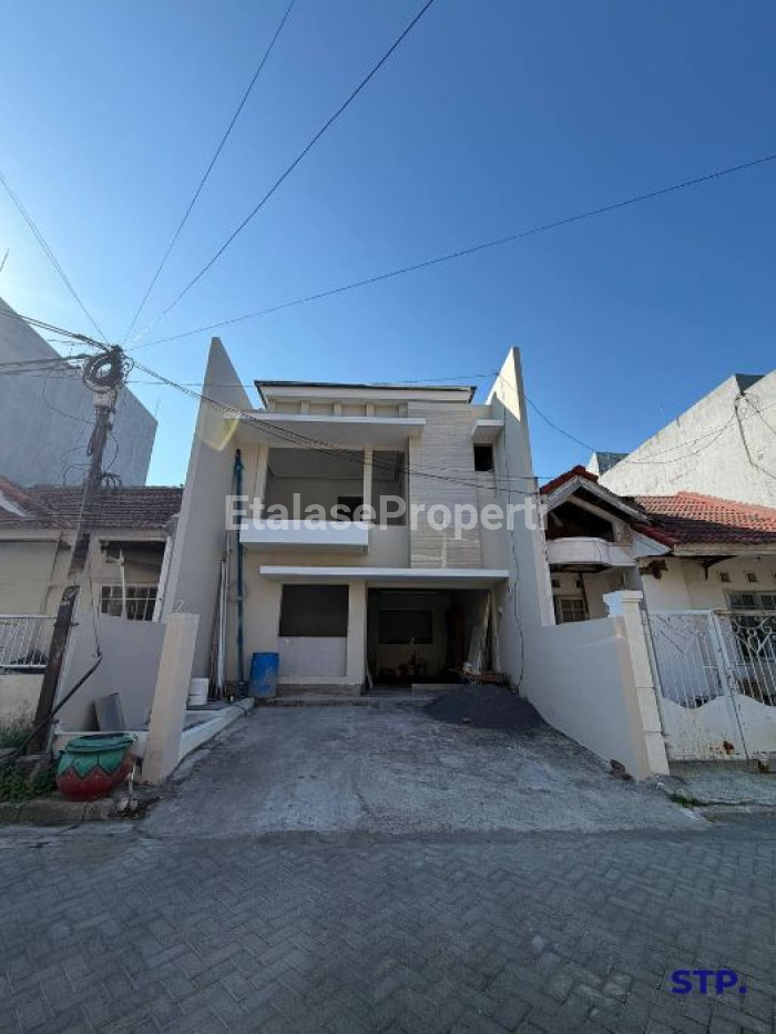 Foto properti Rumah 2 Lantai Di Pakuwon City Cluster Griya Asri 1