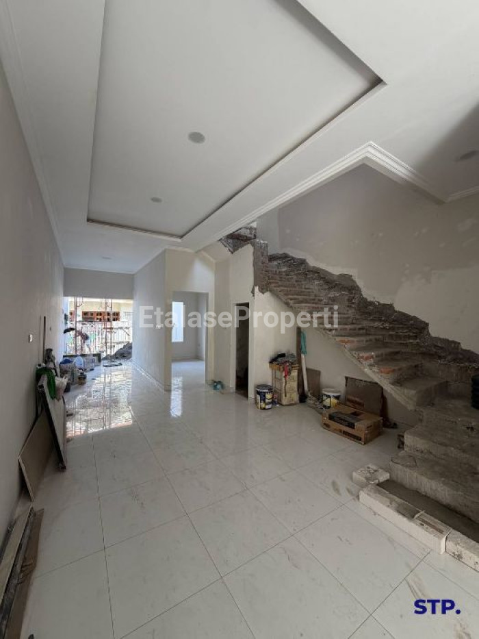 Foto properti Rumah Baru Minimalis 2 Lantai Di Karang Asem - Kenjeran 2