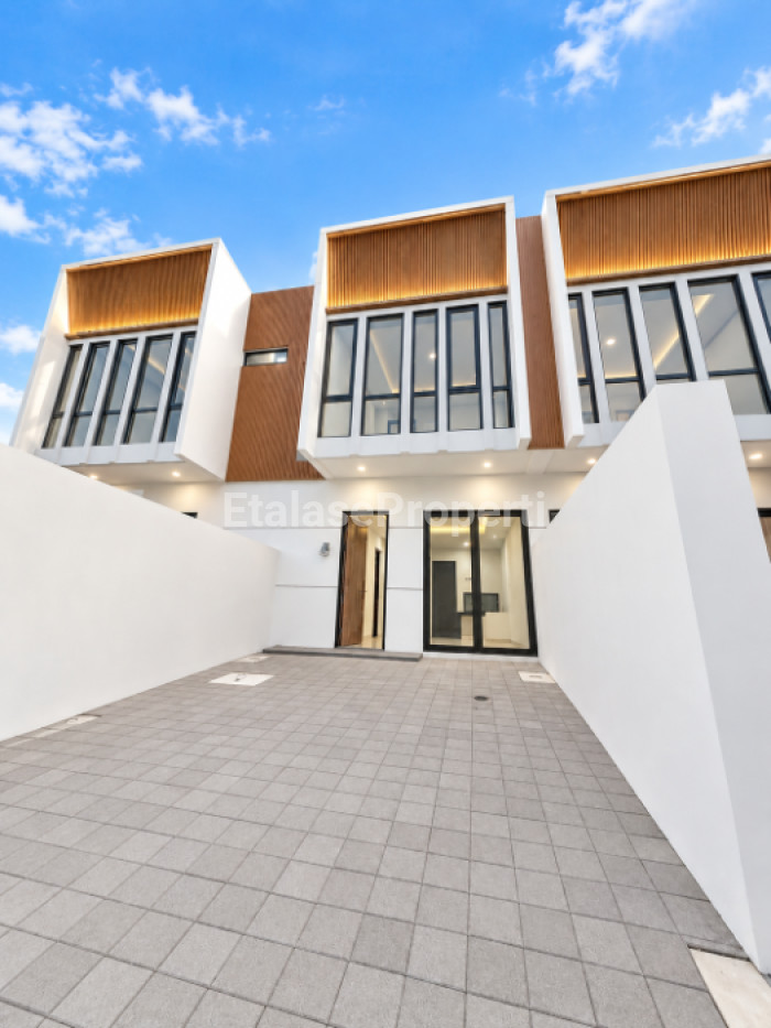 Foto properti Dijual Rumah Baru Minimalis Nirwana Eksekutif 1