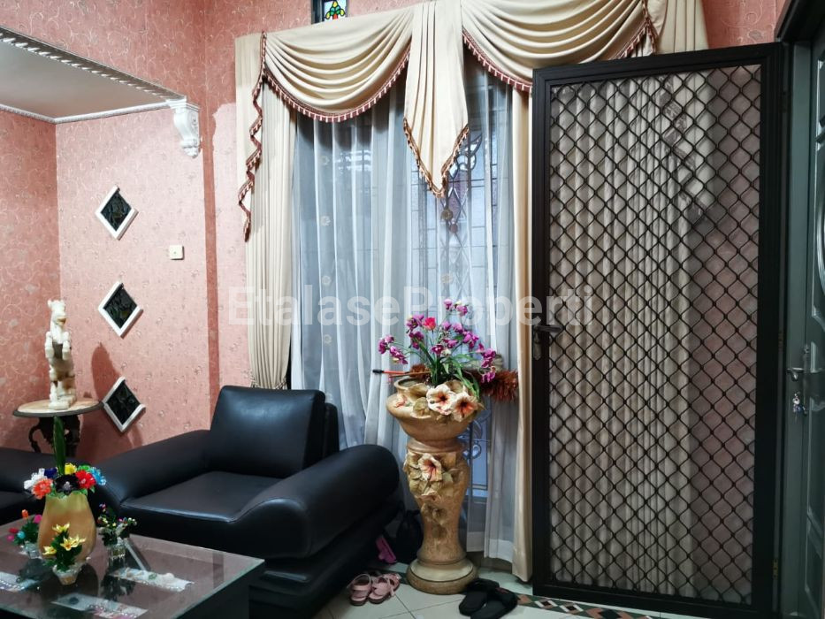 Foto properti Rumah Dijual Araya Blok J3 Kota Malang 3