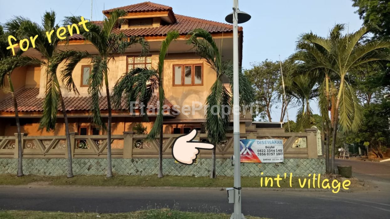 Foto properti Rumah Mewah Di Lokasi Elit Citraland 2