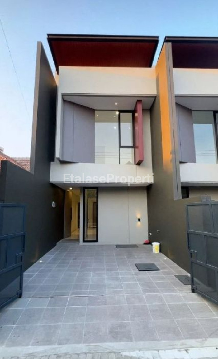 Foto properti Dijual Rumah Di Sutorejo Prima Indah Dekat Mulyosari 1