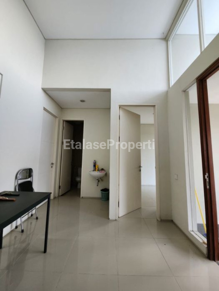Foto properti Dijual Rumah Di Northwest Park Citraland Utara Surabaya 2