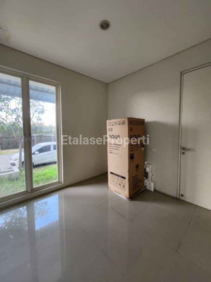 Foto properti Dijual Rumah Di Northwest Park Citraland Utara Surabaya 10