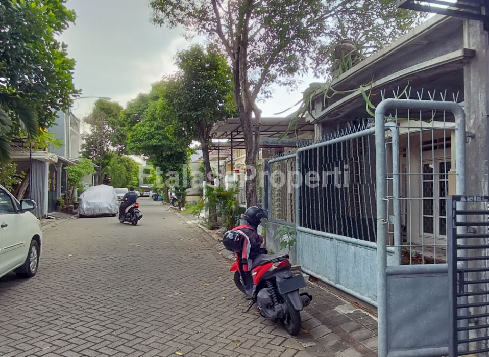 Foto properti Dijual Rumah Htg Tanah Bukit Palma Citraland Surabaya Dkt Northwest 2