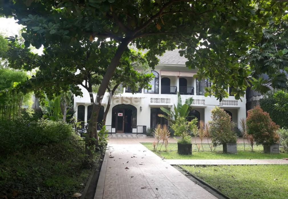 Foto properti Dijual Commercial Area Tanah+Hotel Bintang 2 Nol Jl Wiyung SBY Barat 2