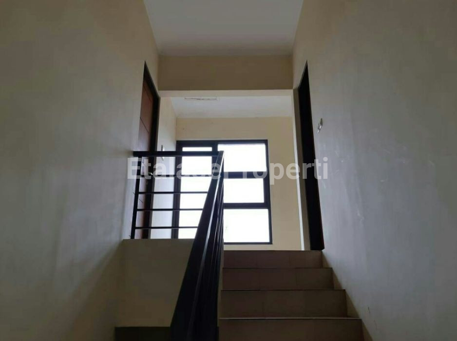 Foto properti Dijual & Disewakan Gudang Pabrik Simolawang Baru Simokerto SBY Pusat 9