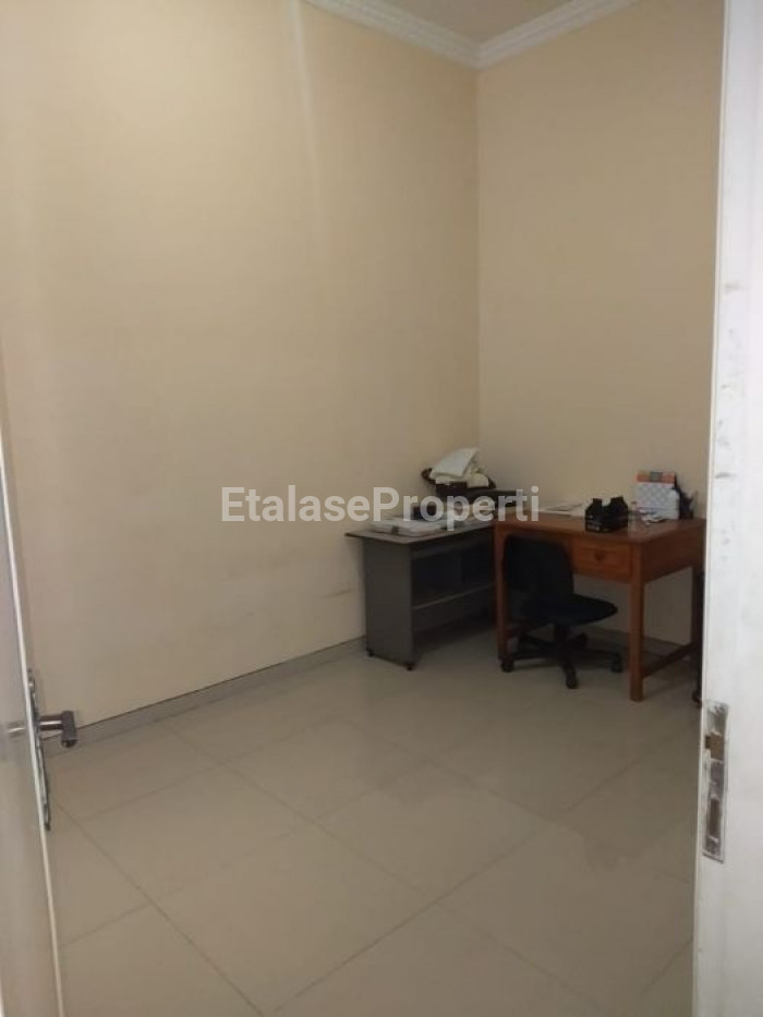 Foto properti Dijual Rumah Siap Huni Palm Spring Regency 4