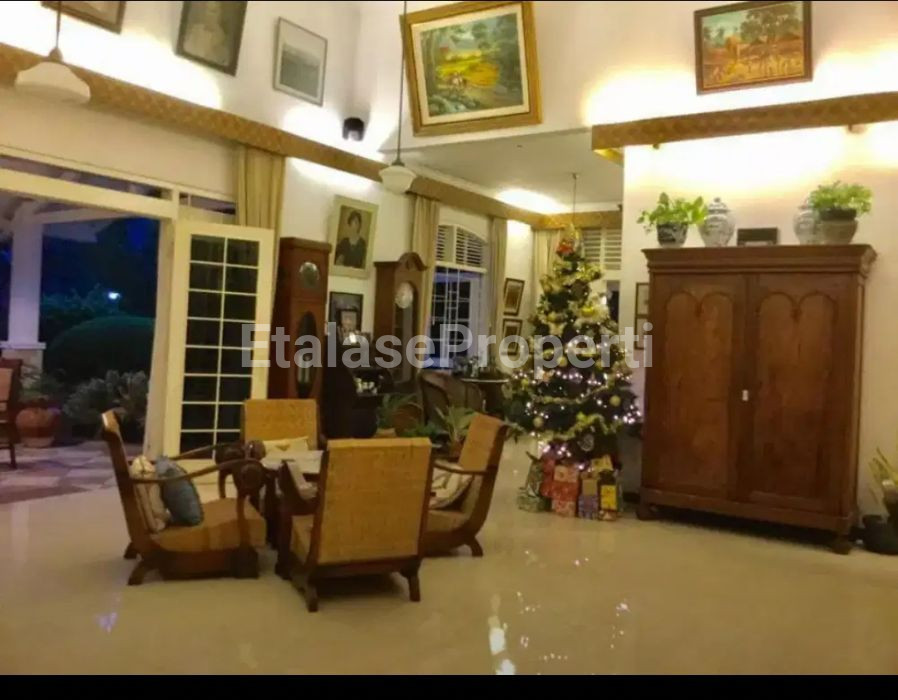 Foto properti JUAL RMH KLASIK JAWA & ASRI DI DARMO SANTOSA RAYA, SURABAYA BARAT 1