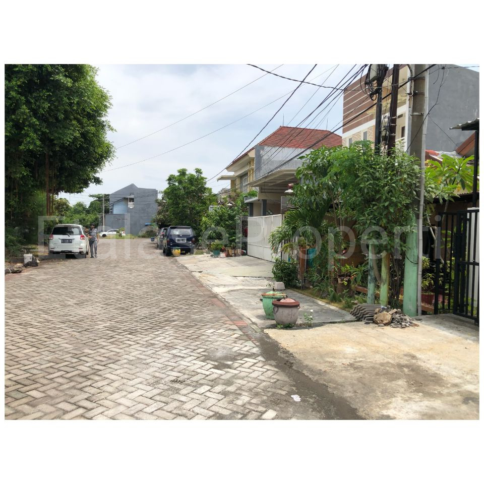 Foto properti Disewakan Rumah Minimalis Baru Renov Siap Huni Gunung Anyar Surabaya 5