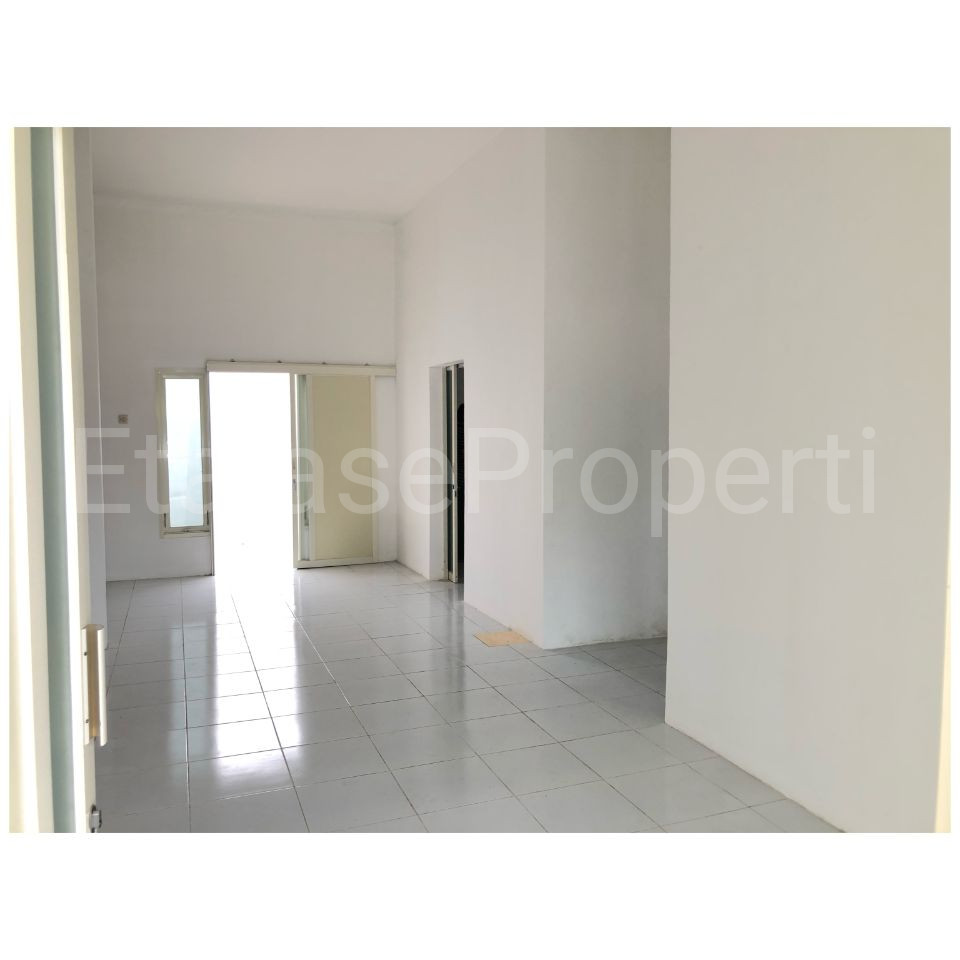 Foto properti Disewakan Rumah Minimalis Baru Renov Siap Huni Gunung Anyar Surabaya 6