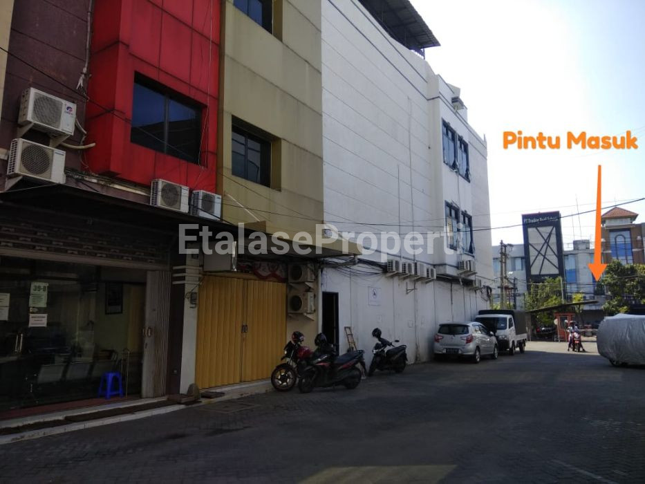Foto properti Ruko Klampis Jaya 3 Lantai Siap Huni 2
