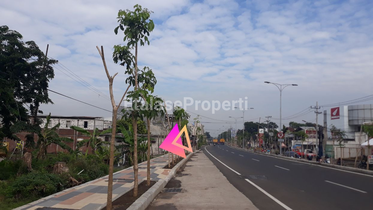 Foto properti Kavling Di 0 Jl. Raya Manukan Kulon, Dekat Grand Pakuwon 2