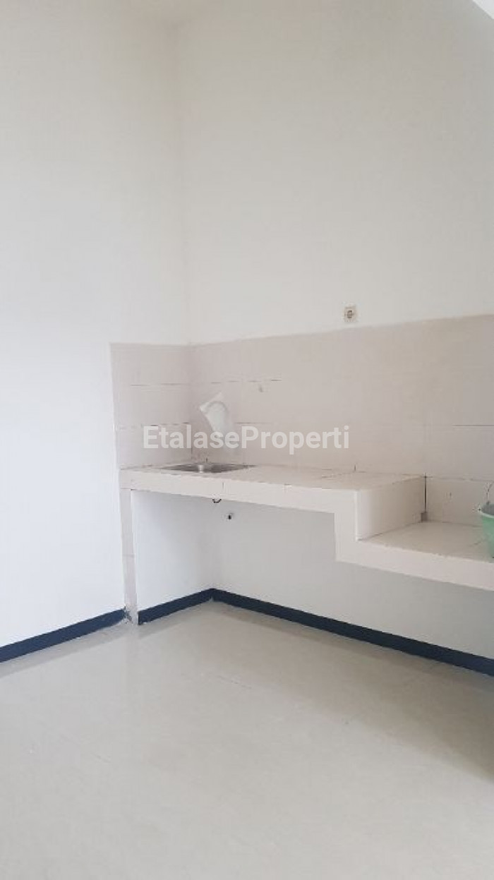 Foto properti Rumah Baru Gress Siap Huni Dekat T2 Juanda 2